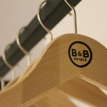 B&B Hotel Toulon Centre Gare-2